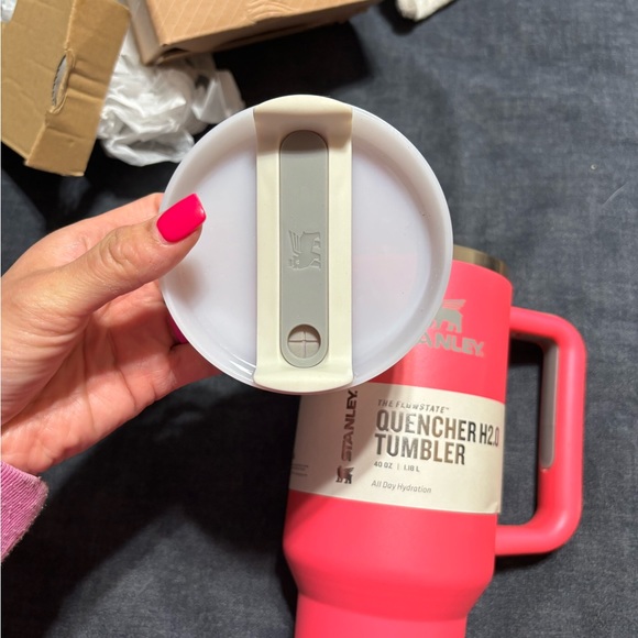 Stanley tumbler - Picture 5 of 6